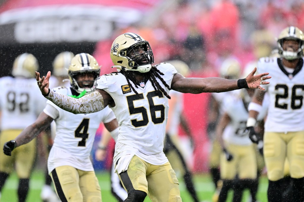 Demario Davis Returns to Jets: High Risk, High Reward at 37?